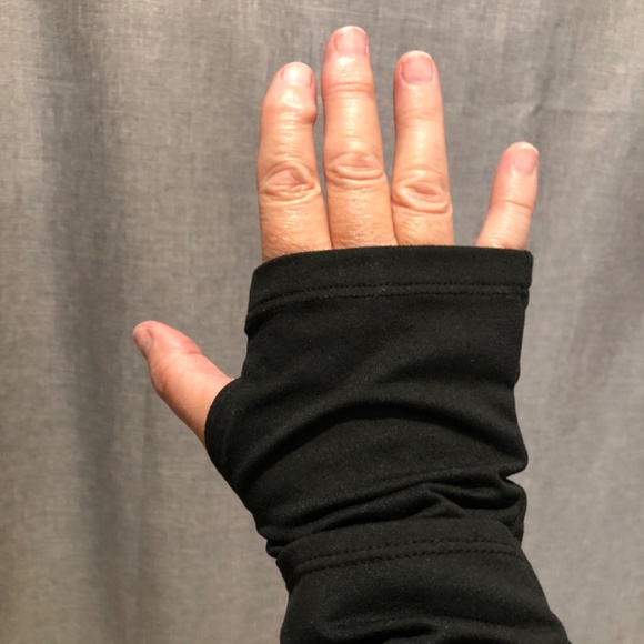 1041/ Nike Dri-Fit L/S Running Shirt, Reflective, Thumb Holes, Size S, Ex. Cond. - Picture 7 of 7